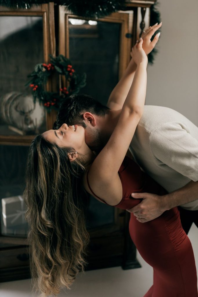 Couple enlacé
